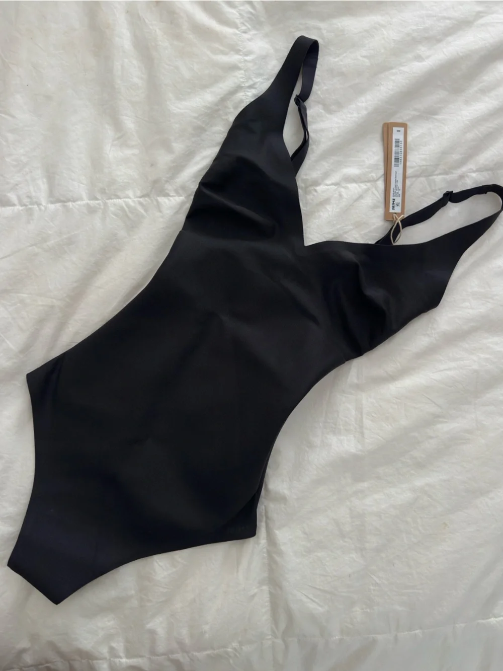 NWT Skims Unlined Plunge Bodysuit